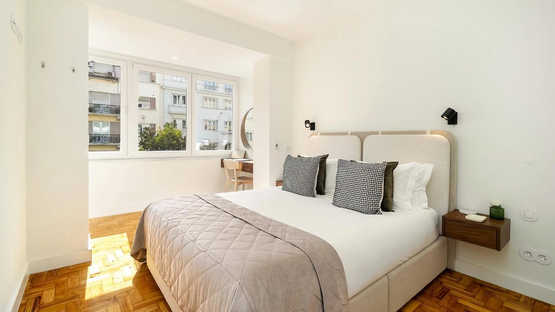 Whome Modern & Elegant Apartment In Central Lisbon